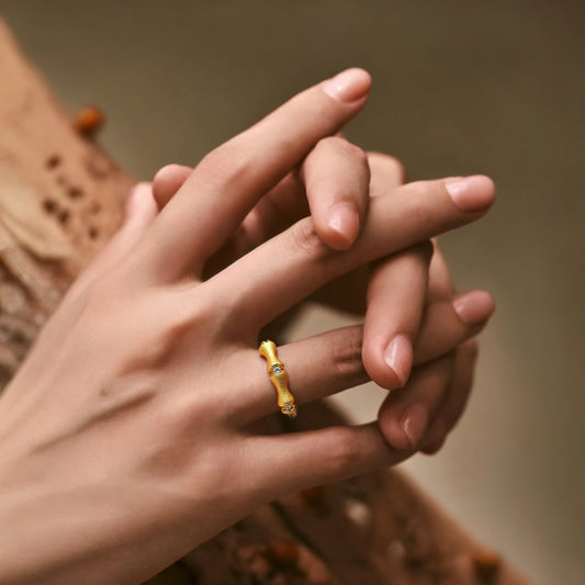 Open ring with textured details