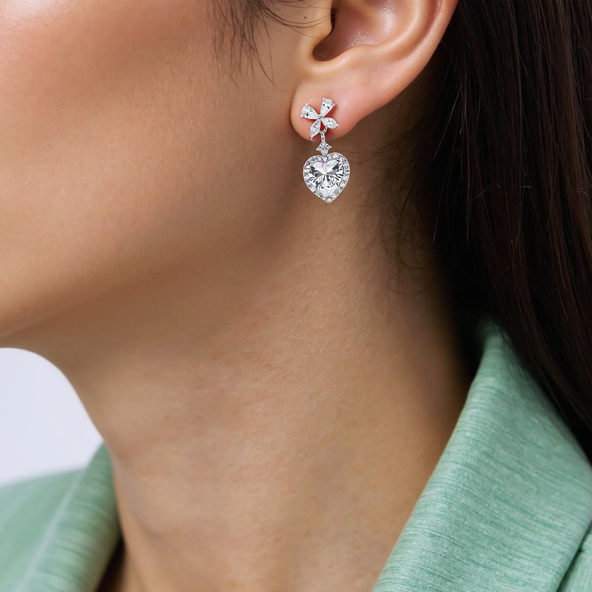 Shiny heart drop earrings with faceted crystal pendant