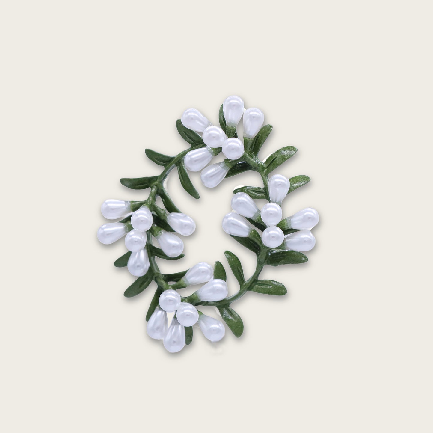 Vintage Floral Wreath Pin