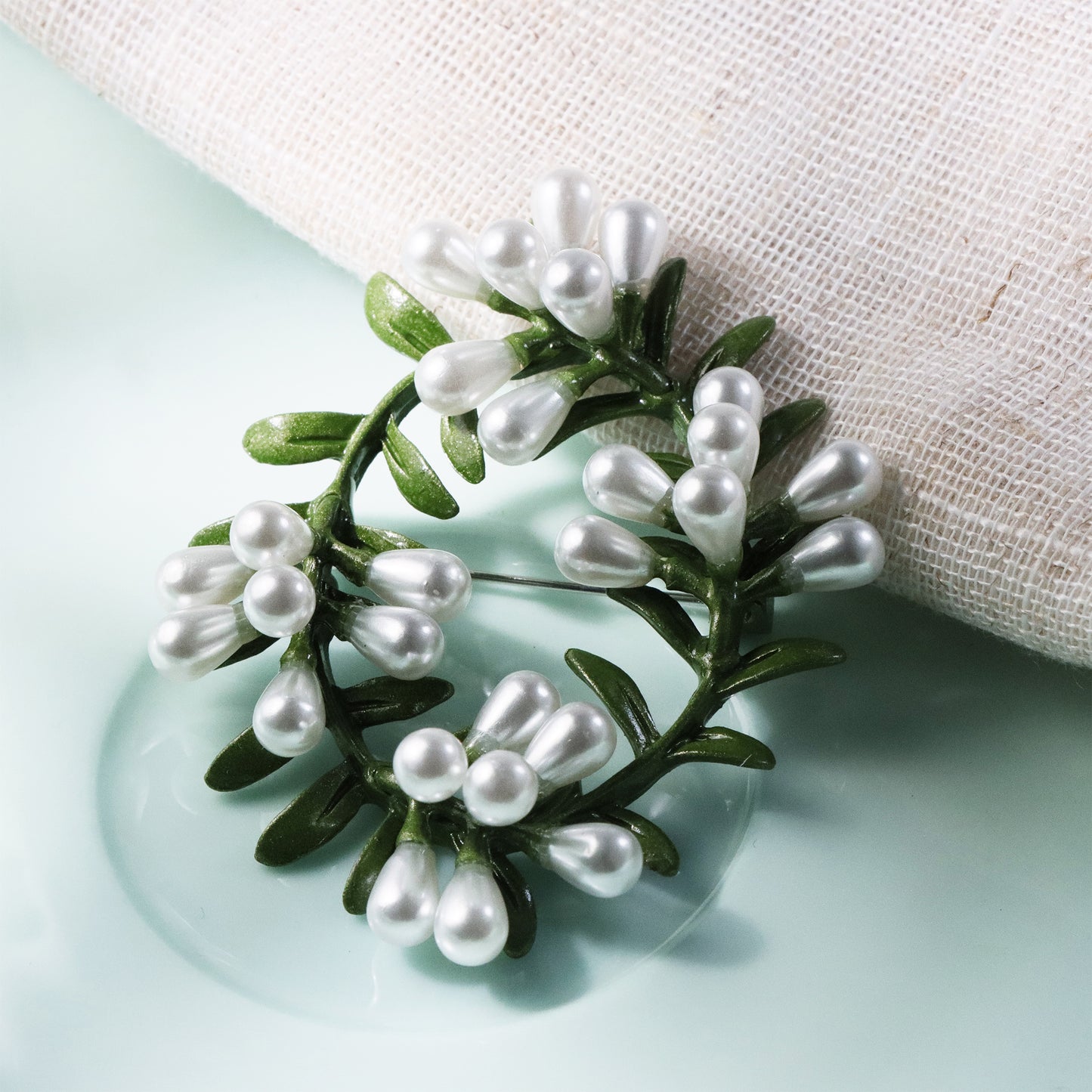 Flower wreath accessory