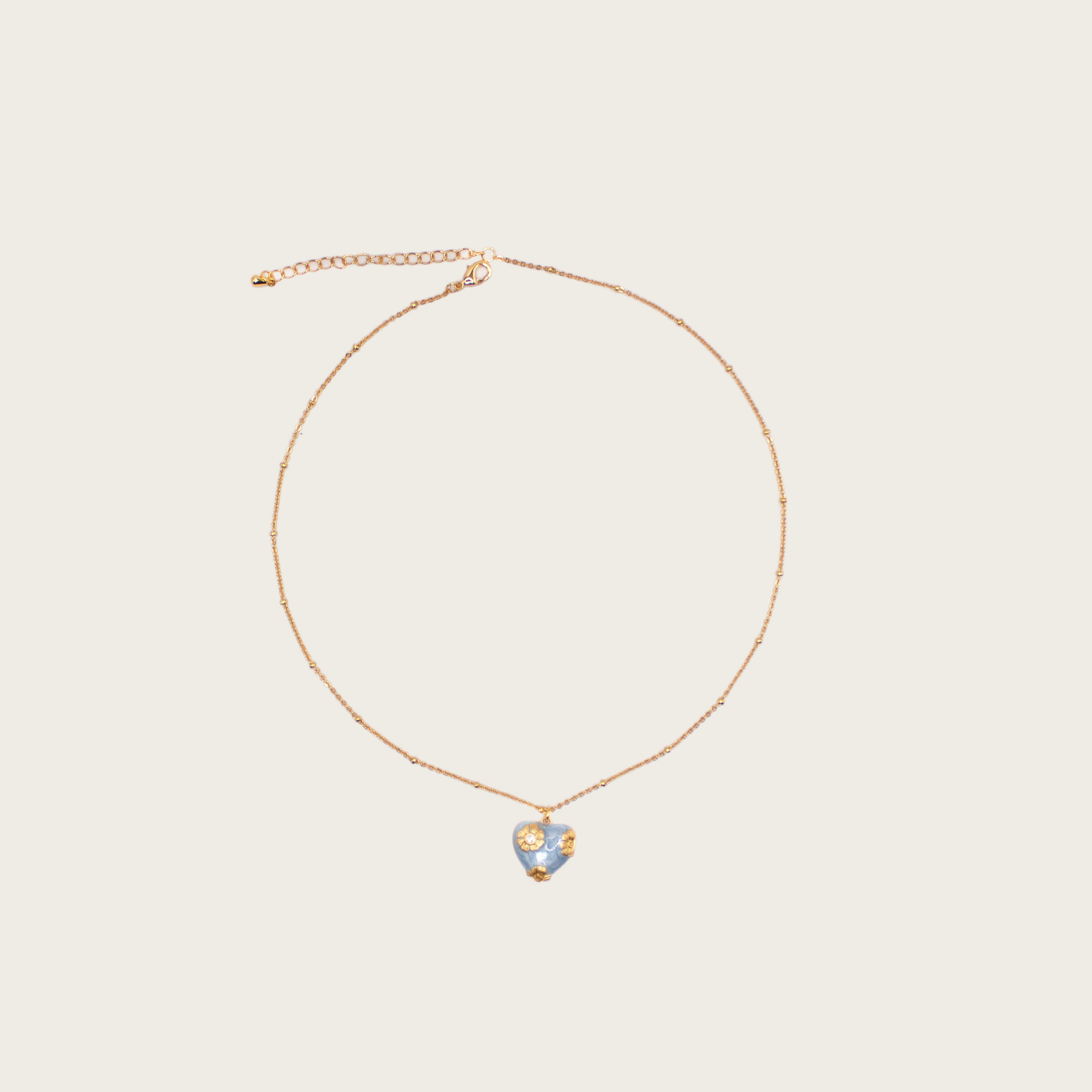 Heart-shaped enamel pendant necklace, minimalist style