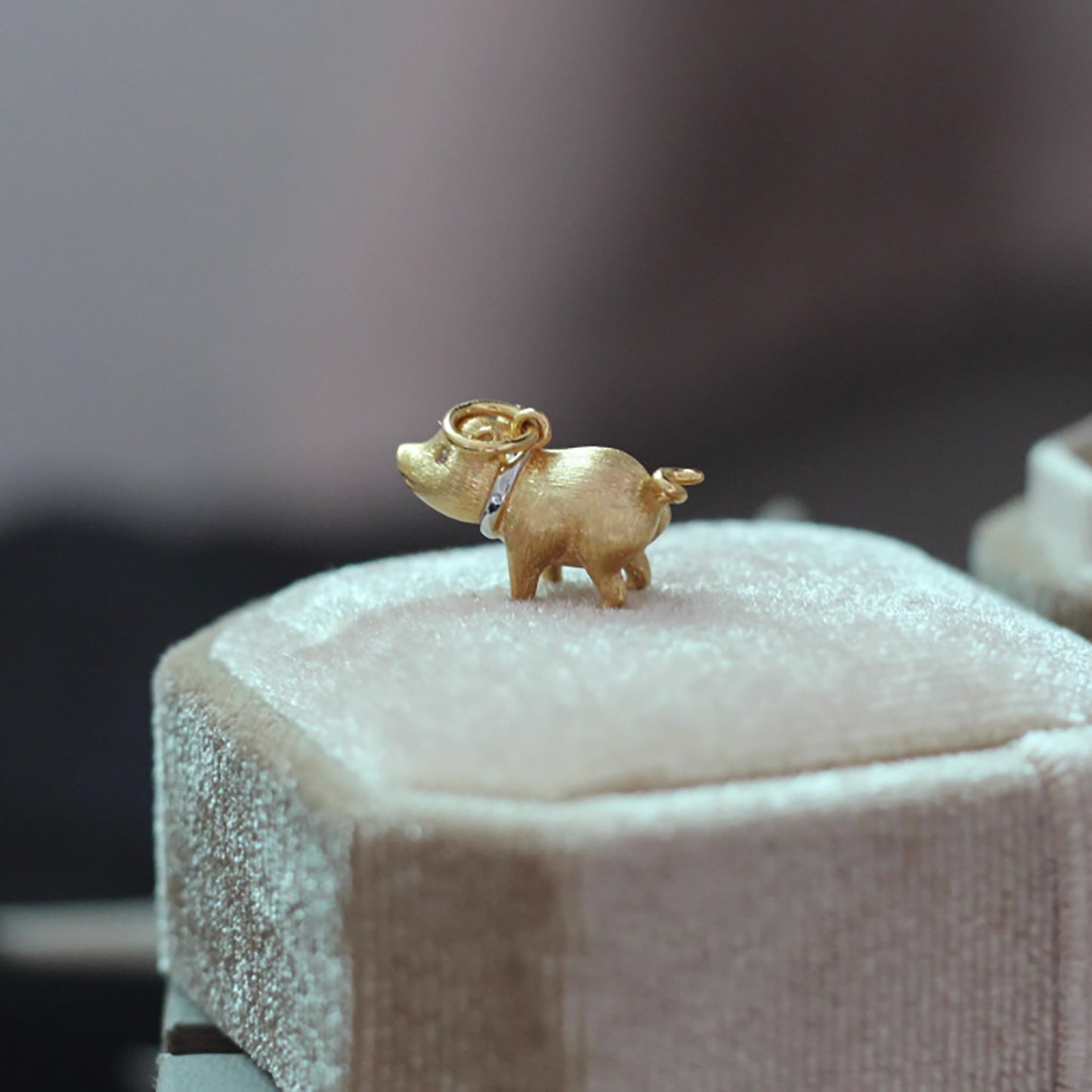 Handmade_Piggy_Pendant
