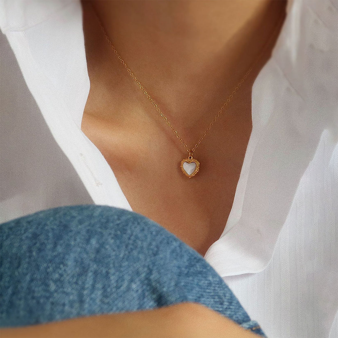 Delicate heart design necklace, perfect for daily use