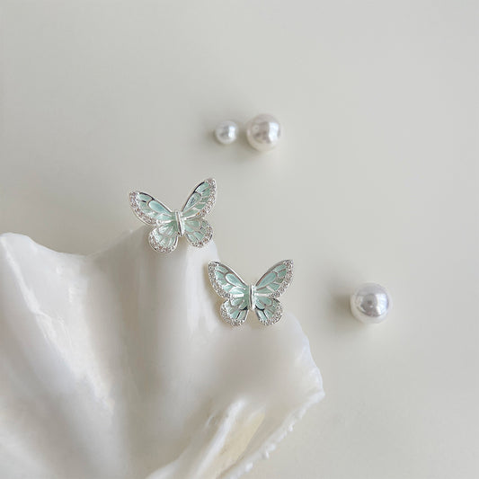 Charming mint green butterfly earrings, minimalist style
