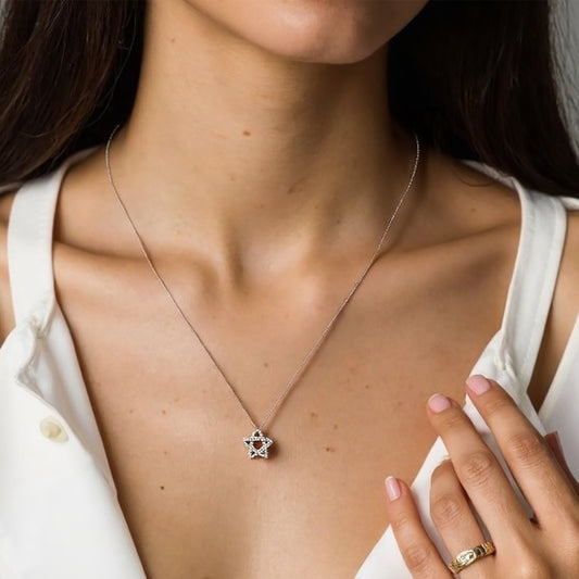 Elegant star pendant on a sterling silver chain