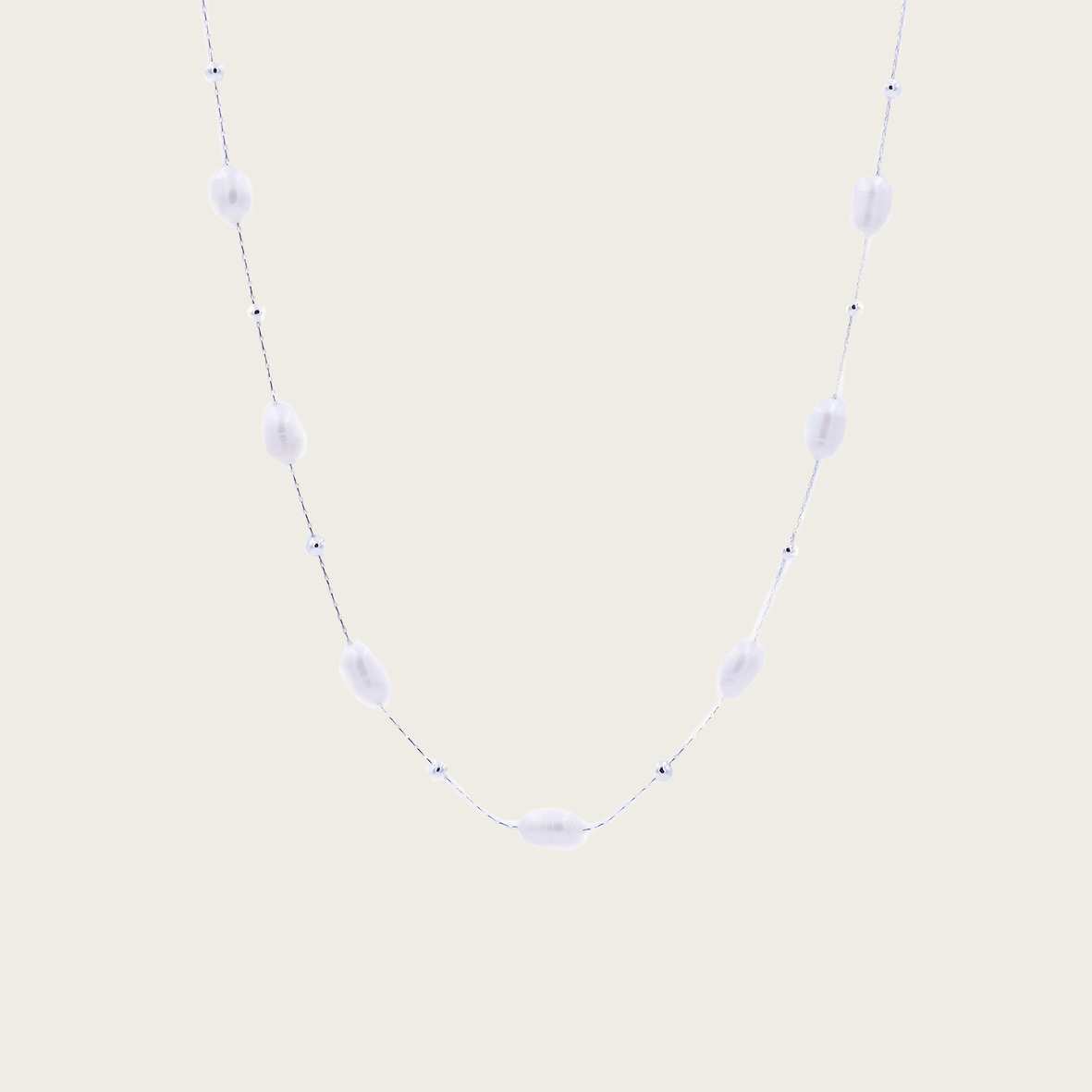 Elegant pearl necklace inspired by a starry night